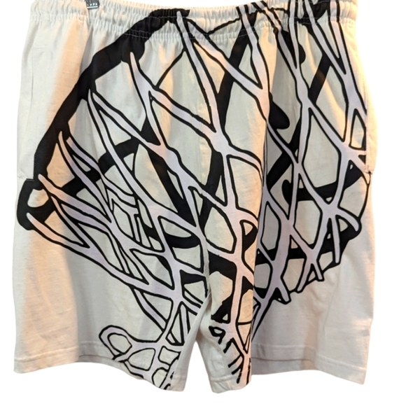 NWOT ..MARKET SMILEY IN THE NET UV SHORTS - WHITE...Size XXL - Picture 2 of 8